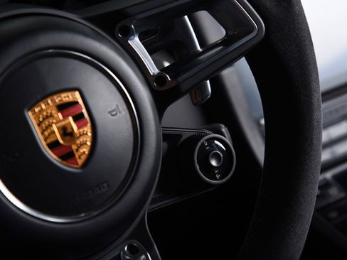Used 2017 Porsche 911 Turbo S image 26