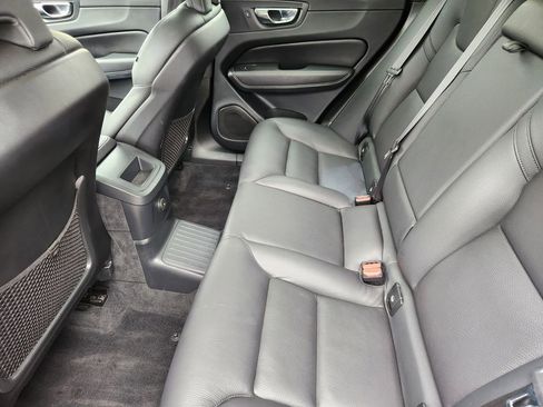 Used 2023 Volvo XC60 T8 Plus AWD/4WD image 19