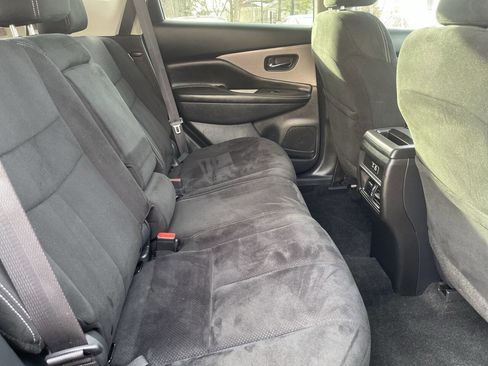 Used 2019 Nissan Murano S image 15