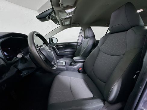 Used 2023 Toyota RAV4 XLE image 13
