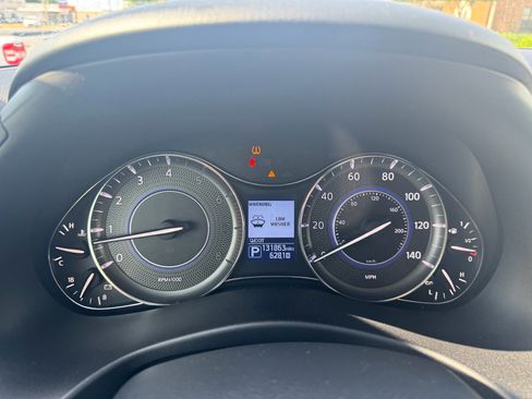 Used 2017 INFINITI QX80 Signature Edition RWD image 24