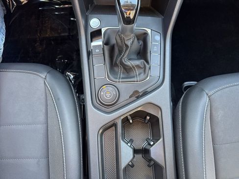 Used 2022 Volkswagen Taos SE AWD/4WD image 22