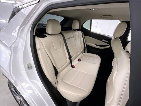 Used 2020 Buick Encore GX Essence w/ Advanced Technology Package AWD/4WD image 18