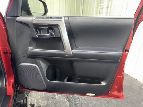 Used 2024 Toyota 4Runner SR5 AWD/4WD image 11