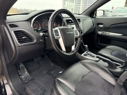 Used 2011 Chrysler 200 S image 8