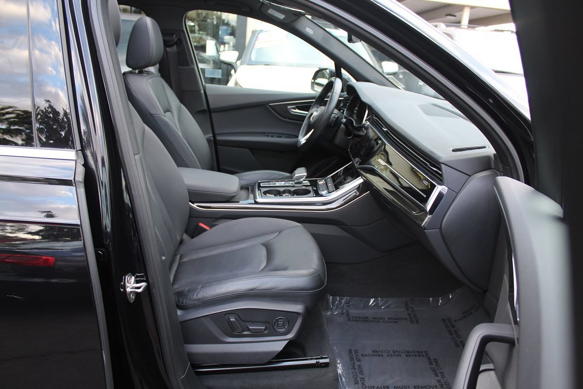 Used 2021 Audi Q7 2.0T Premium Plus w/ Executive Package AWD/4WD image 22