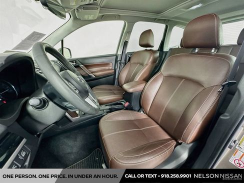 Used 2018 Subaru Forester 2.5i Touring w/ Popular Package #3B AWD/4WD image 22