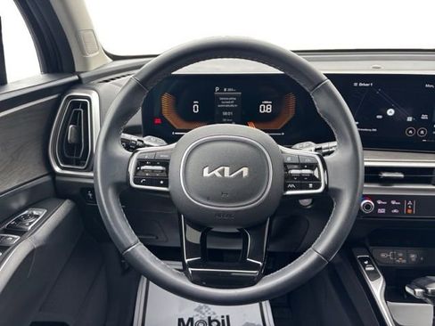 Certified 2024 Kia Sorento X-Line EX image 16