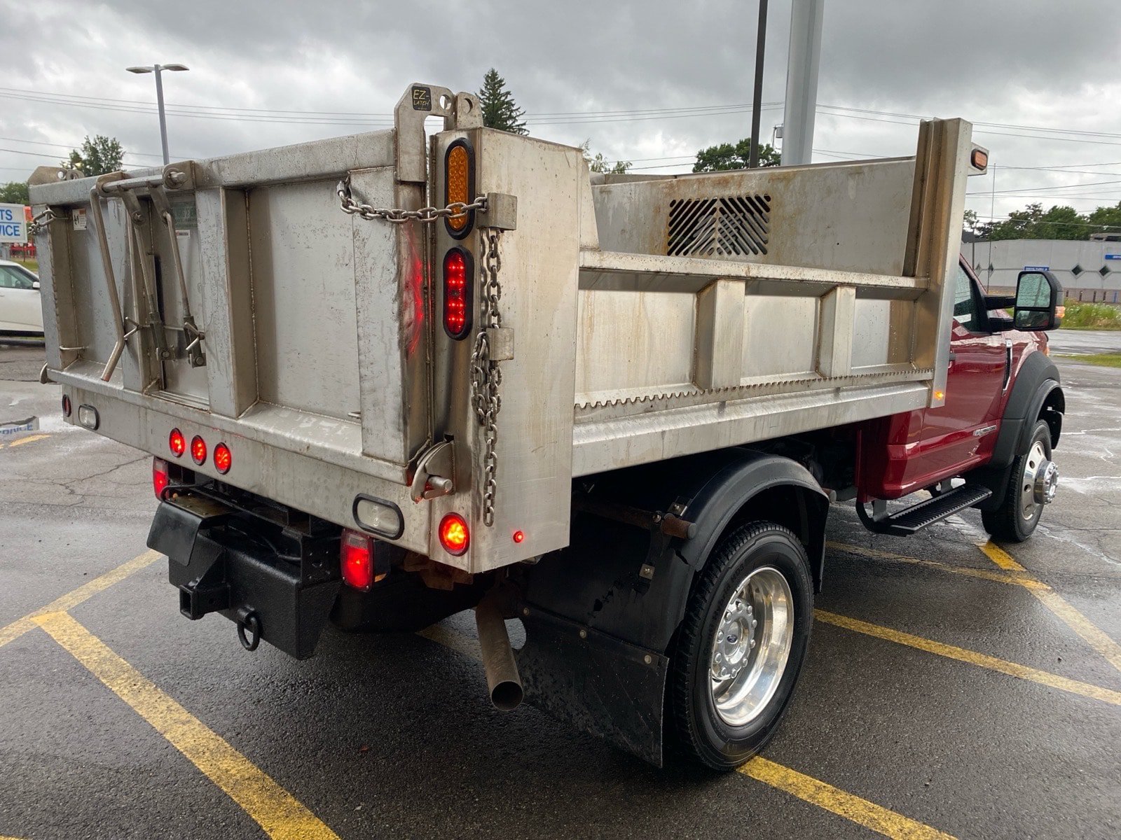 Used 2020 Ford F550 4x4 Regular Cab Super Duty w/ XLT Value Package image 6
