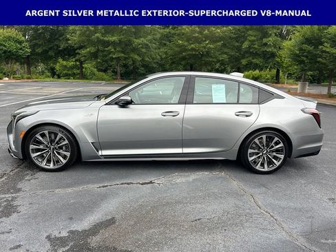 Used 2025 Cadillac CT5 V Blackwing w/ Parking Package RWD image 8