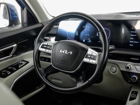 Used 2023 Kia Telluride S w/ S Sunroof Package FWD image 15