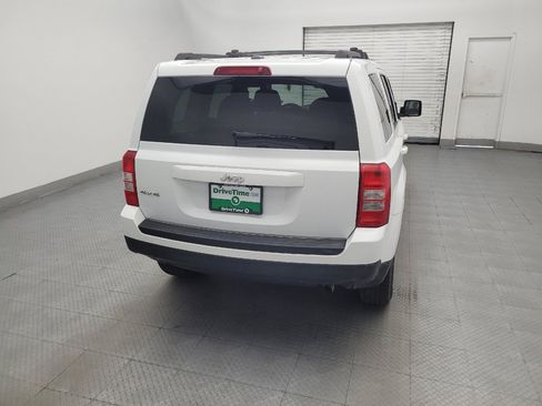 Used 2016 Jeep Patriot Sport w/ Power Value Group AWD/4WD image 7