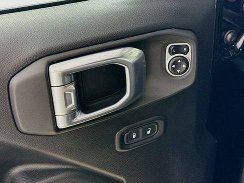 Used 2024 Jeep Wrangler Unlimited Rubicon 4xe image 20