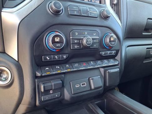 Used 2019 Chevrolet Silverado 1500 LTZ w/ LTZ Plus Package image 16