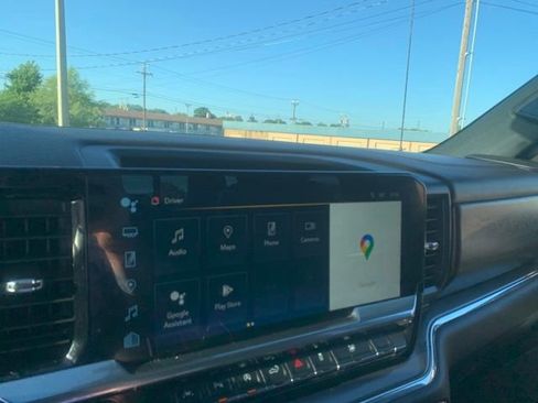 Used 2023 Chevrolet Silverado 1500 High Country AWD/4WD image 19
