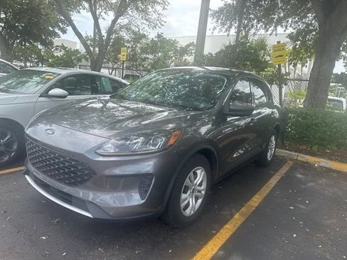 Used 2022 Ford Escape S FWD image 3