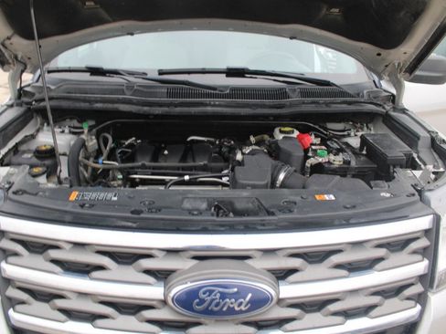 Used 2018 Ford Explorer 4WD image 26