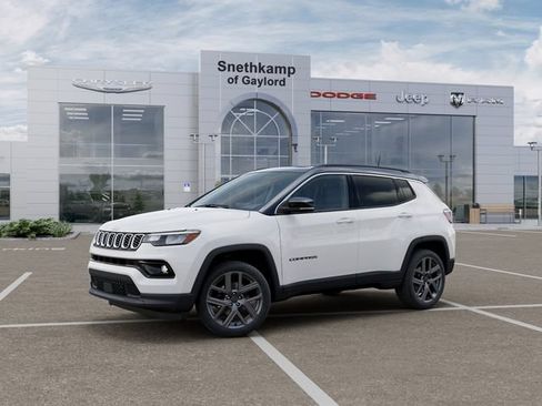 New 2026 Jeep Compass Limited w/ Sun, Sound & Navigation Group AWD/4WD image 2
