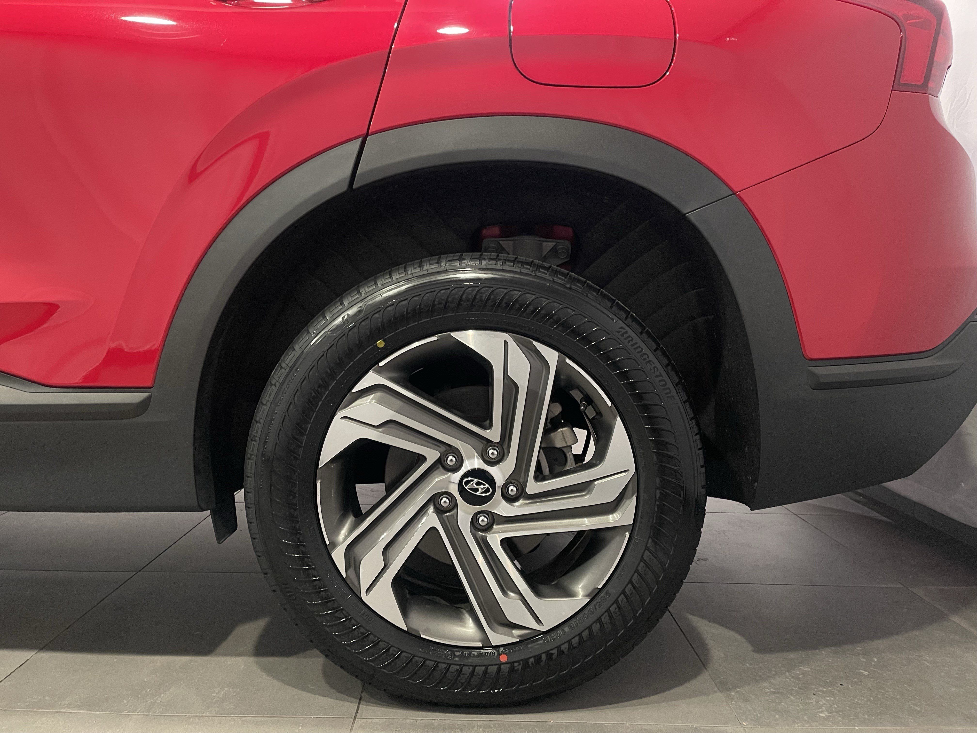 Used 2023 Hyundai Santa Fe SEL AWD/4WD image 8