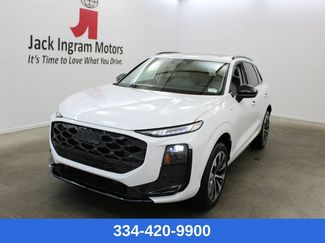 New 2026 Audi Q3 quattro 2.0T AWD/4WD 360° Tour
