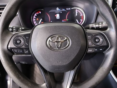 Used 2019 Toyota RAV4 Adventure image 3