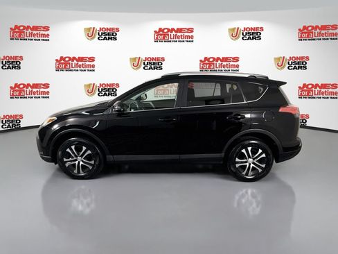 Used 2016 Toyota RAV4 LE AWD/4WD image 12