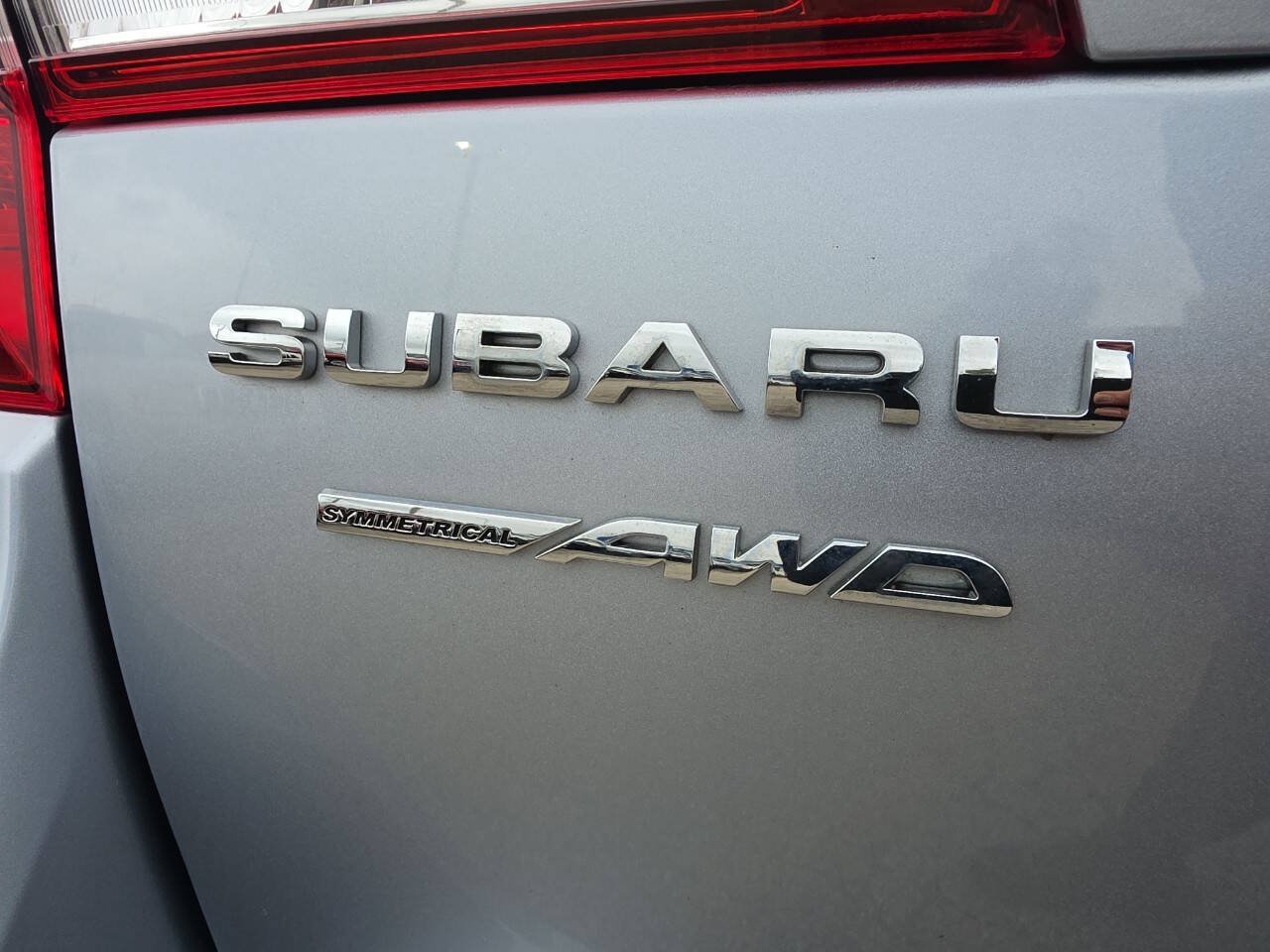 Used 2016 Subaru Outback 3.6R Limited AWD/4WD image 23