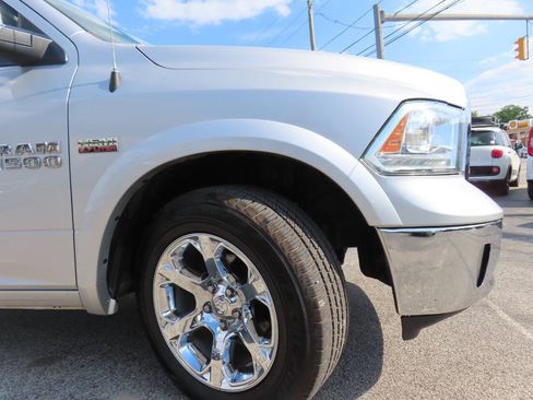 Used 2018 RAM 1500 Laramie RWD image 19