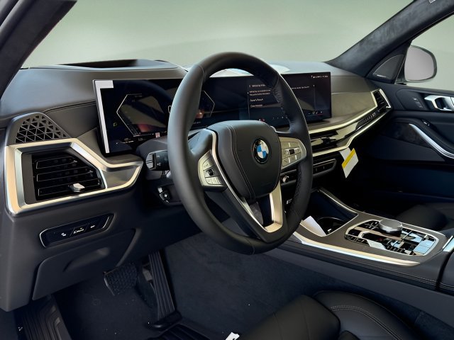 Used 2026 BMW X7 xDrive40i w/ Premium Package AWD/4WD image 15