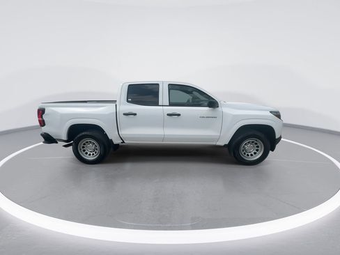 Used 2024 Chevrolet Colorado W/T image 9