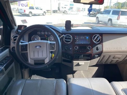 Used 2009 Ford F250 Lariat image 6