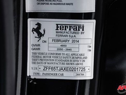 Used 2014 Ferrari California image 86