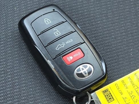 Used 2022 Toyota Tundra SR5 image 39