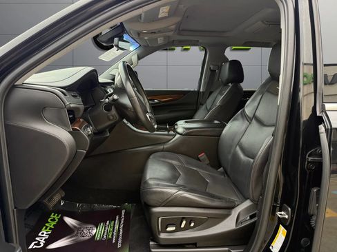 Used 2018 Cadillac Escalade Premium Luxury w/ LPO, Radiant Package AWD/4WD image 16