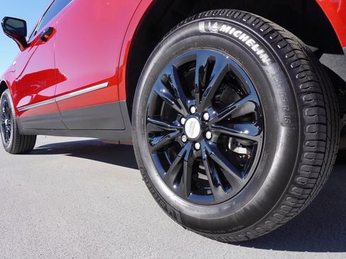 Used 2021 Cadillac XT5 Premium Luxury image 6