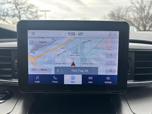 Used 2021 Ford Explorer XLT w/ Equipment Group 202A image 21