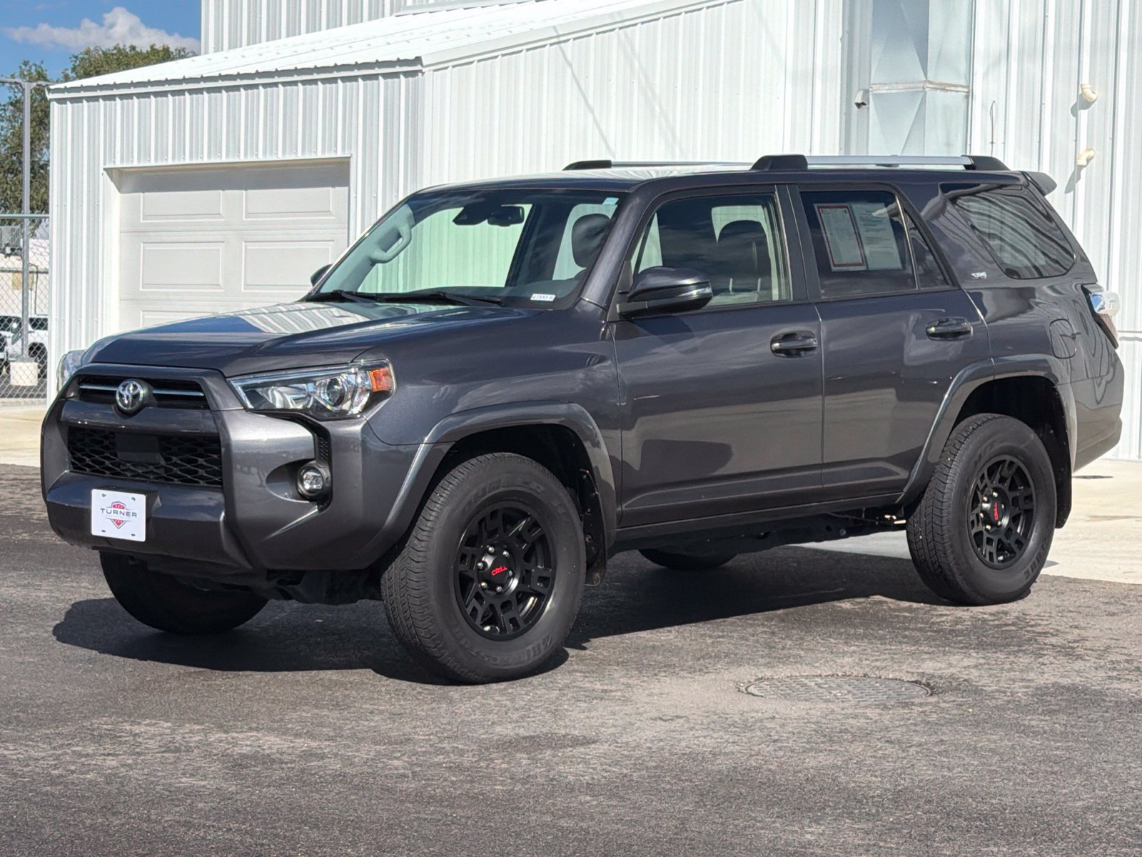 Certified 2023 Toyota 4Runner SR5 Premium AWD/4WD image 3