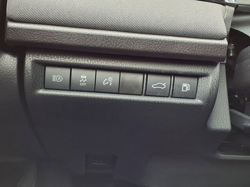 Used 2025 Toyota Camry LE FWD image 64
