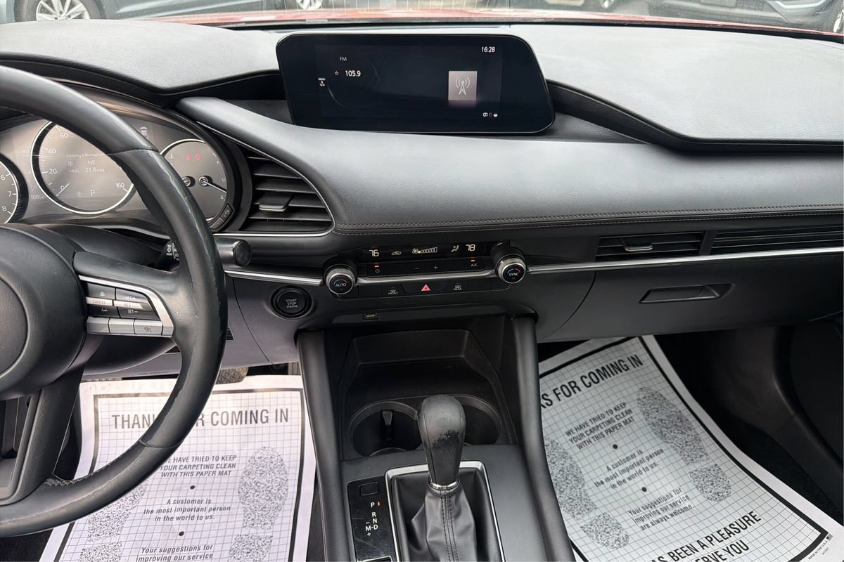 Used 2021 MAZDA MAZDA3 s FWD image 12
