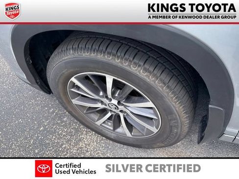 Used 2018 Toyota Highlander XLE w/ Protection Package #3 AWD/4WD image 14