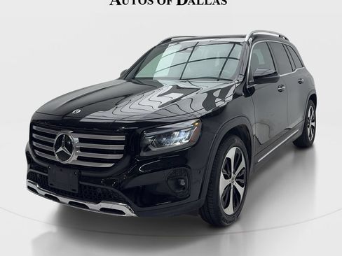 Used 2025 Mercedes-Benz GLB 250 4MATIC image 4