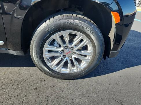 Used 2022 GMC Yukon SLT w/ SLT Luxury Package image 8