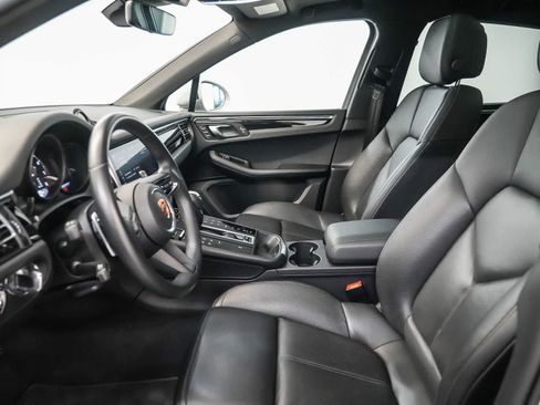 Certified 2023 Porsche Macan AWD/4WD image 21