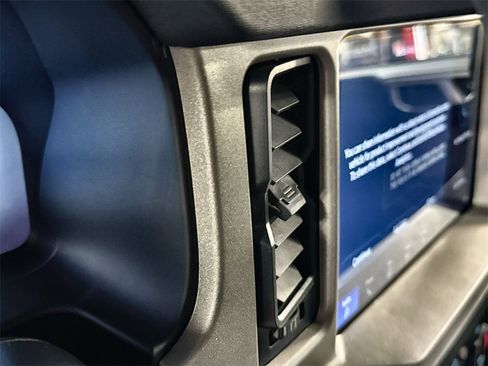 New 2025 Ford Bronco Outer Banks image 15