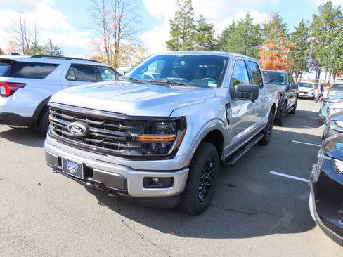 New 2025 Ford F150 XLT w/ Equipment Group 302A MID image 3