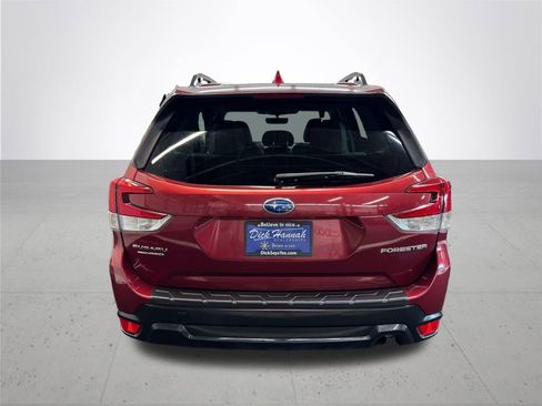 Used 2023 Subaru Forester Premium AWD/4WD image 5