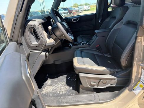 New 2026 Ford Bronco Outer Banks AWD/4WD image 11