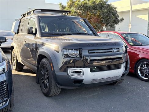 Used 2023 Land Rover Defender 110 S image 3