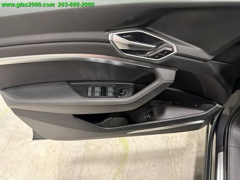 Used 2019 Audi e-tron Premium Plus AWD/4WD image 25