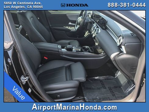 Used 2023 Mercedes-Benz CLA 250 w/ Premium Package image 18